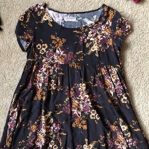 Floral flowy mini dress